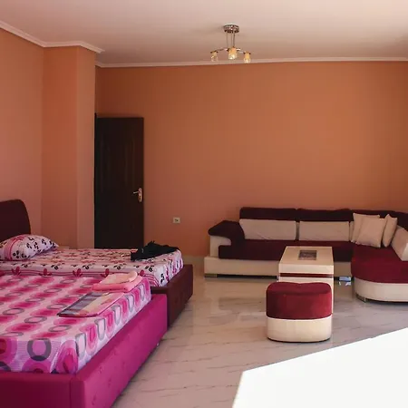 Sarande With Sea View Ii בורש
